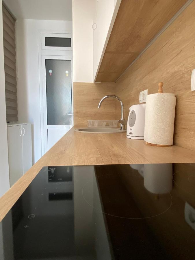 Acacia Apartmani Sutomore Εξωτερικό φωτογραφία
